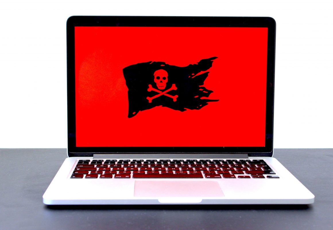 COmputer with a pirate flag